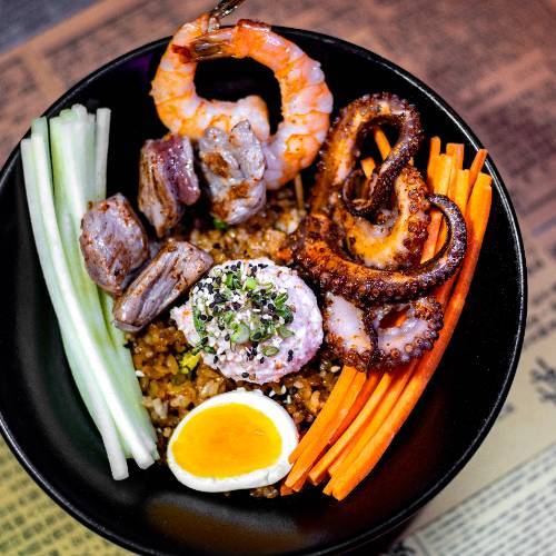 Yakimeshi Barracuda de Sushi Zú